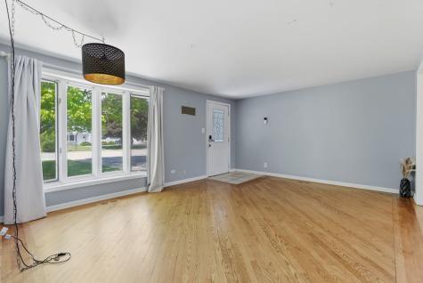 8753 South Kostner Avenue Hometown IL 60456