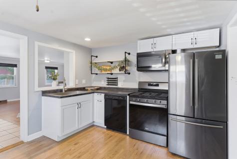 8753 South Kostner Avenue Hometown IL 60456