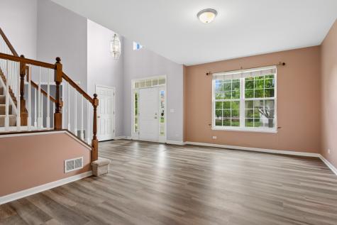 6084 Russell Drive Hoffman Estates IL 60192