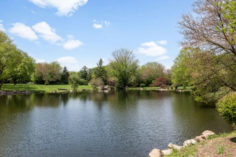 7 Willow Bay Drive South Barrington IL 60010