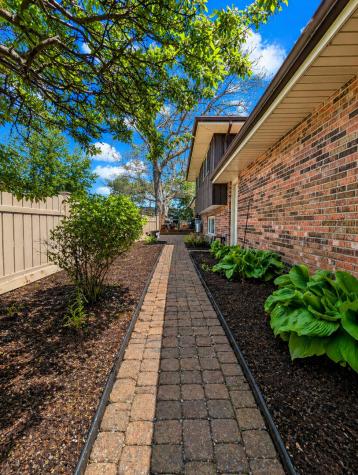 5540 129TH Street Crestwood IL 60418