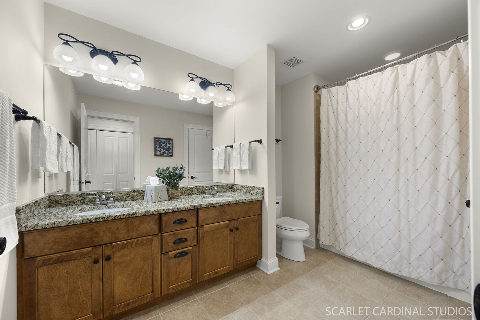 725 Kingsbrook Glen Glen Ellyn IL 60137