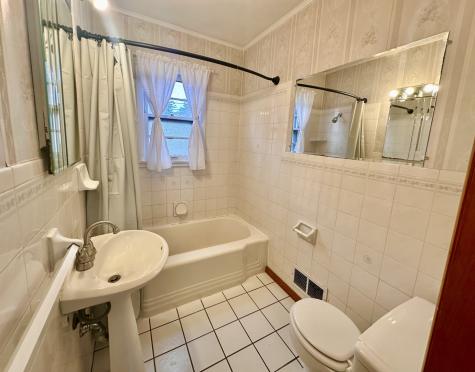 930 Foran Lane Aurora IL 60506