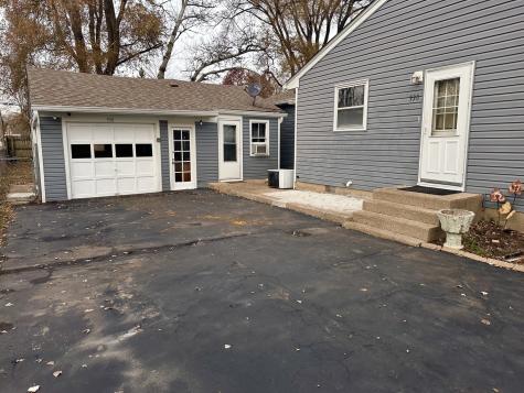 930 Foran Lane Aurora IL 60506