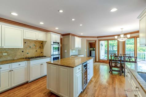 3944 Lakeview Court Long Grove IL 60047