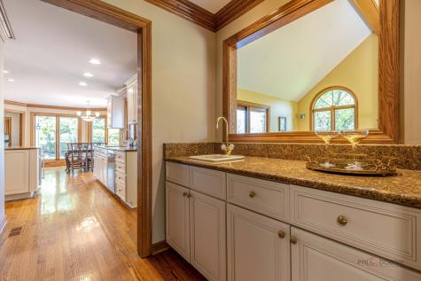 3944 Lakeview Court Long Grove IL 60047