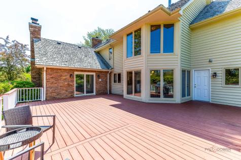 3944 Lakeview Court Long Grove IL 60047