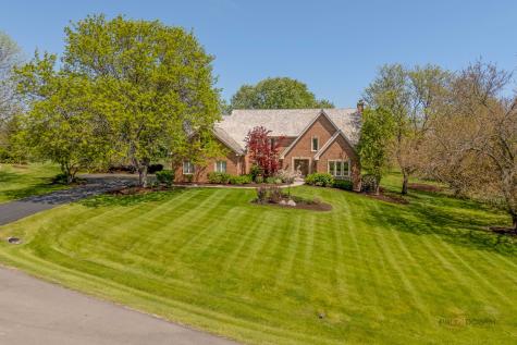 3944 Lakeview Court Long Grove IL 60047