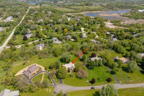 3944 Lakeview Court Long Grove IL 60047