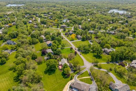 3944 Lakeview Court Long Grove IL 60047