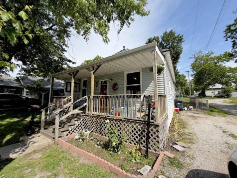 300 West Allmon Street Salem IL 62881