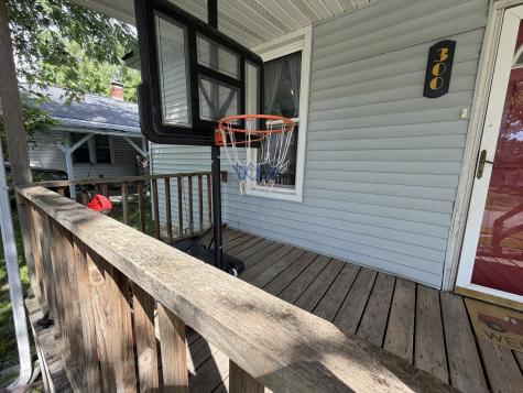 300 West Allmon Street Salem IL 62881