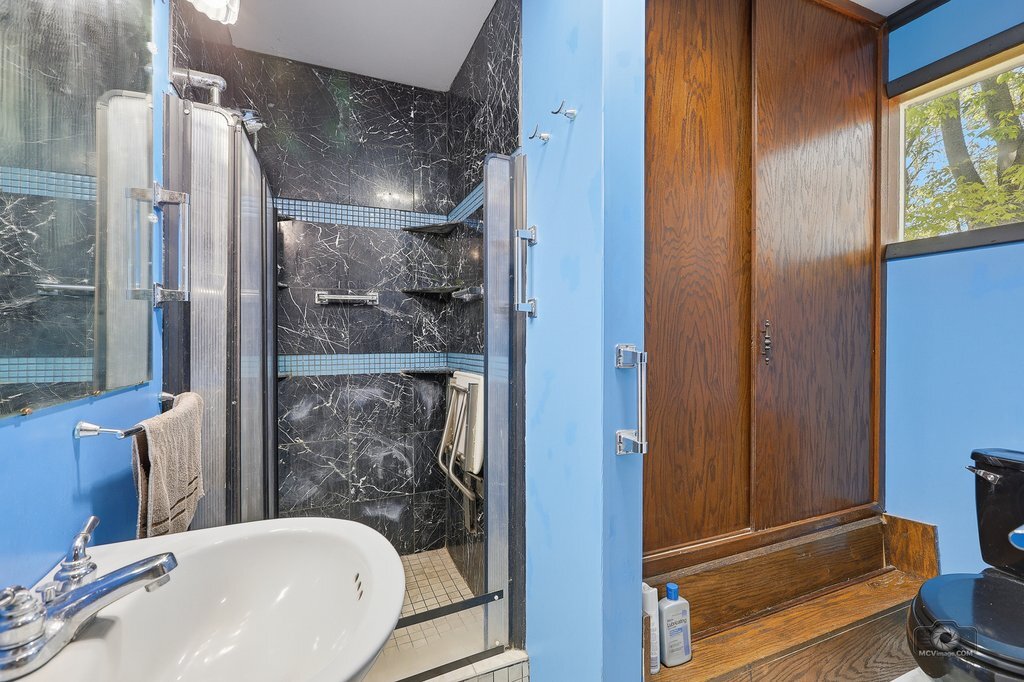 8904 Lemont Road Downers Grove IL 60516