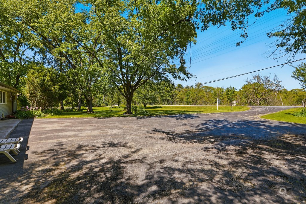 8904 Lemont Road Downers Grove IL 60516