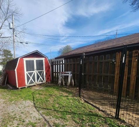 908 North 13th Street Herrin IL 62948