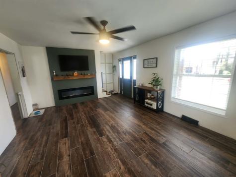 908 North 13th Street Herrin IL 62948