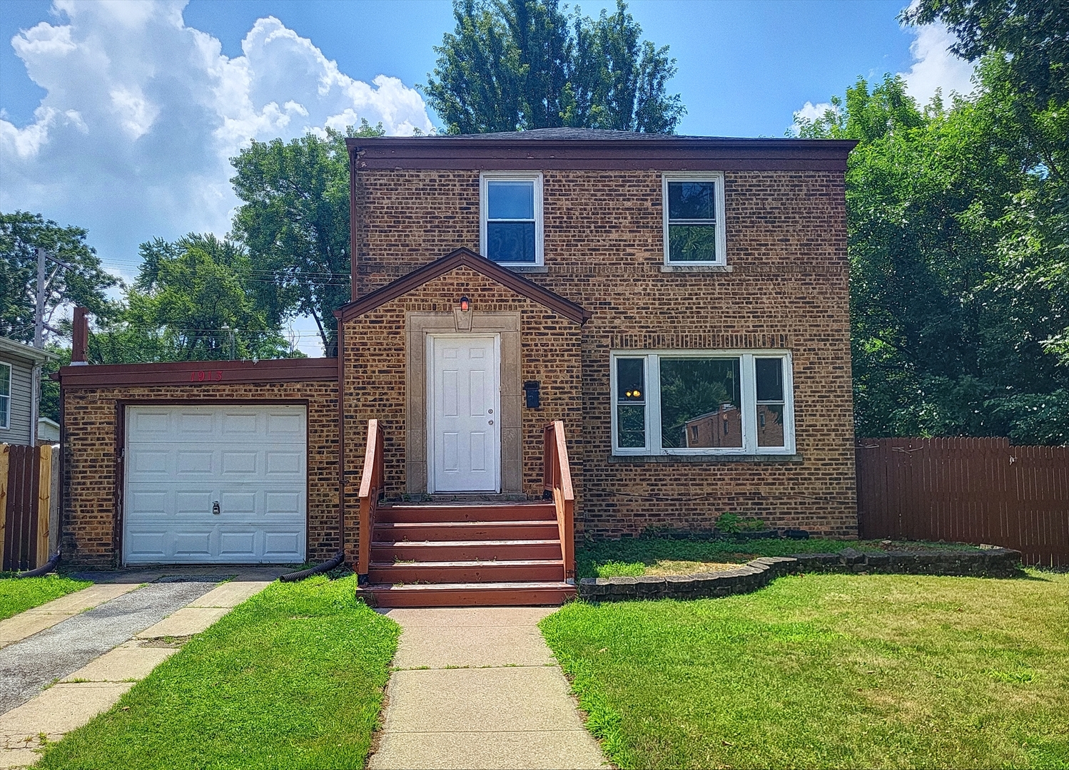 1913 170TH Street Hazel Crest IL 60429