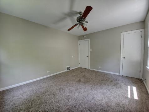 1913 170TH Street Hazel Crest IL 60429