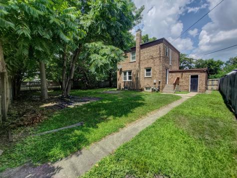 1913 170TH Street Hazel Crest IL 60429