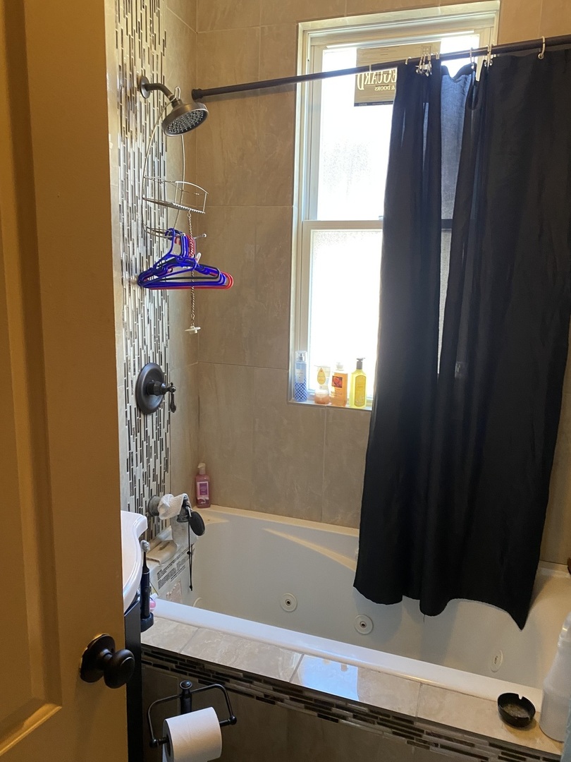 8611 South Aberdeen Street Chicago IL 60620