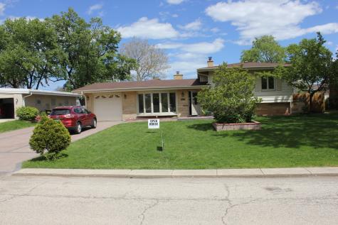 5639 North Manor Lane Norwood Park Township IL 60631