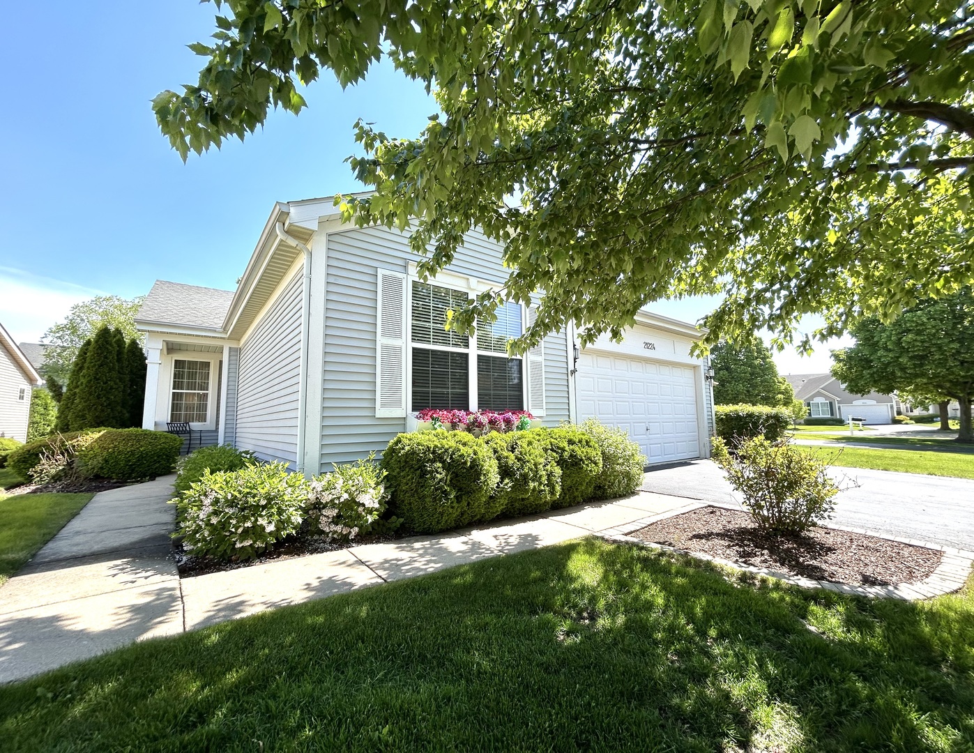 21224 Montclare Lake Drive Crest Hill IL 60403