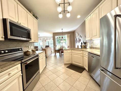 21224 Montclare Lake Drive Crest Hill IL 60403