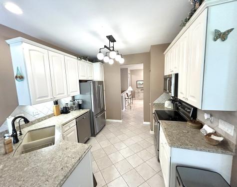 21224 Montclare Lake Drive Crest Hill IL 60403
