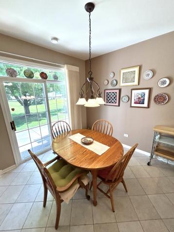 21224 Montclare Lake Drive Crest Hill IL 60403