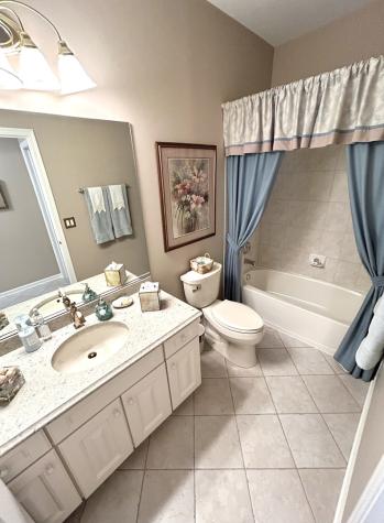 21224 Montclare Lake Drive Crest Hill IL 60403