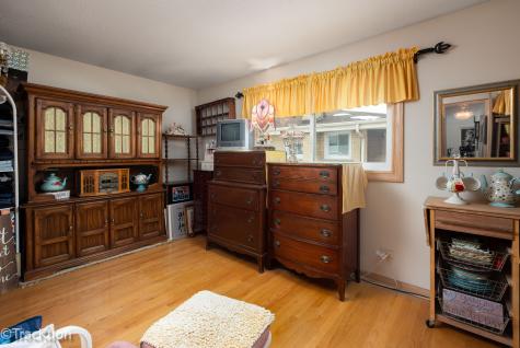 551 North Plamondon Drive Addison IL 60101