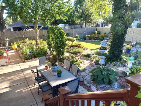 551 North Plamondon Drive Addison IL 60101