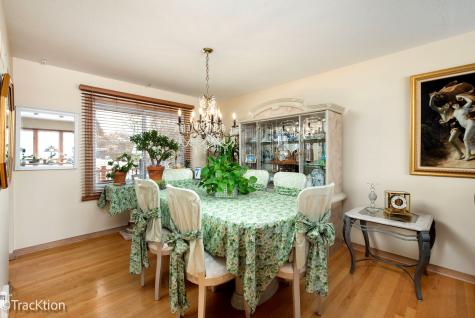 551 North Plamondon Drive Addison IL 60101