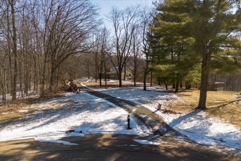 605 Sherwood Glen Princeton IL 61356