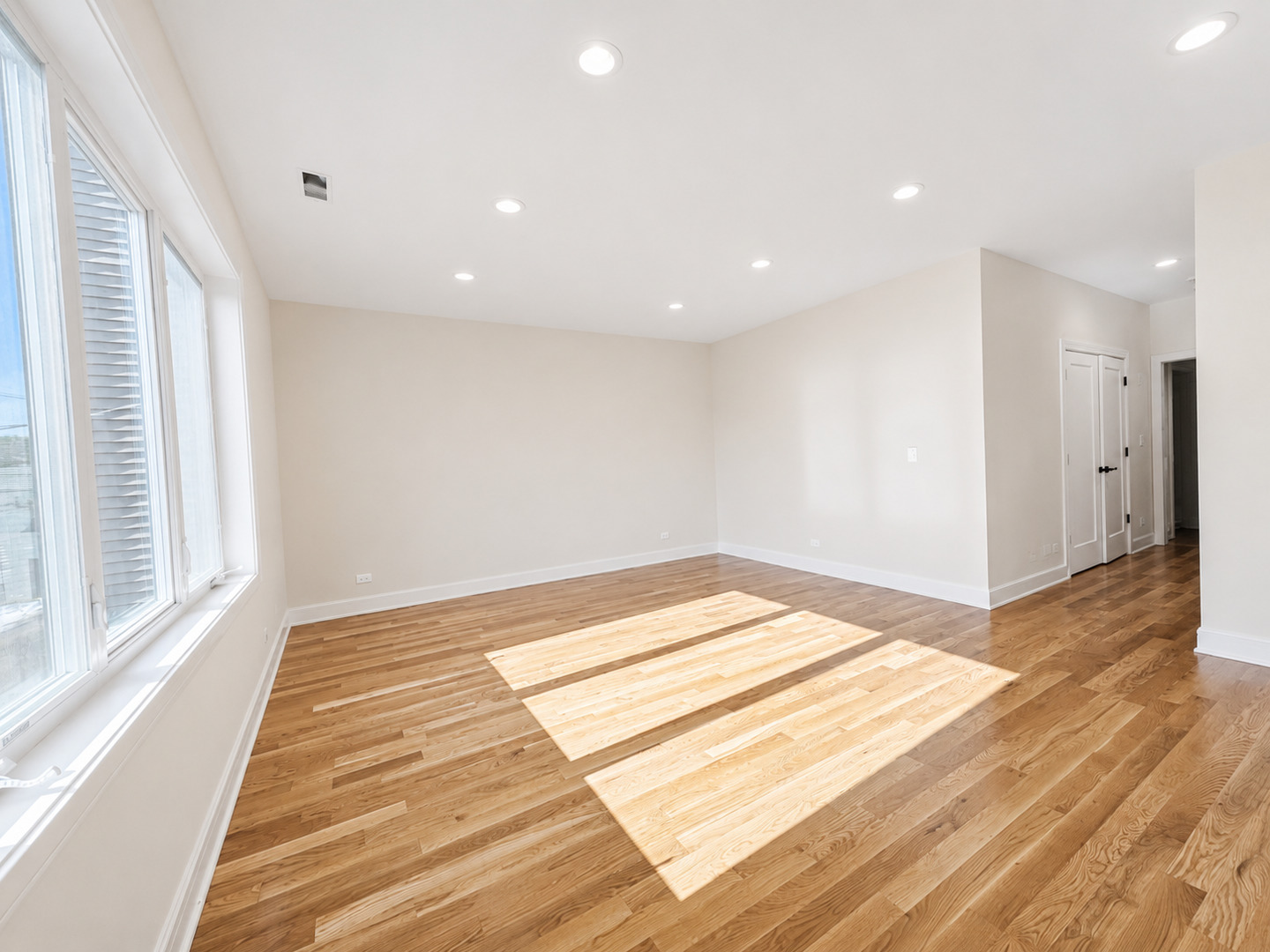 4020 North Francisco Avenue Chicago IL 60618