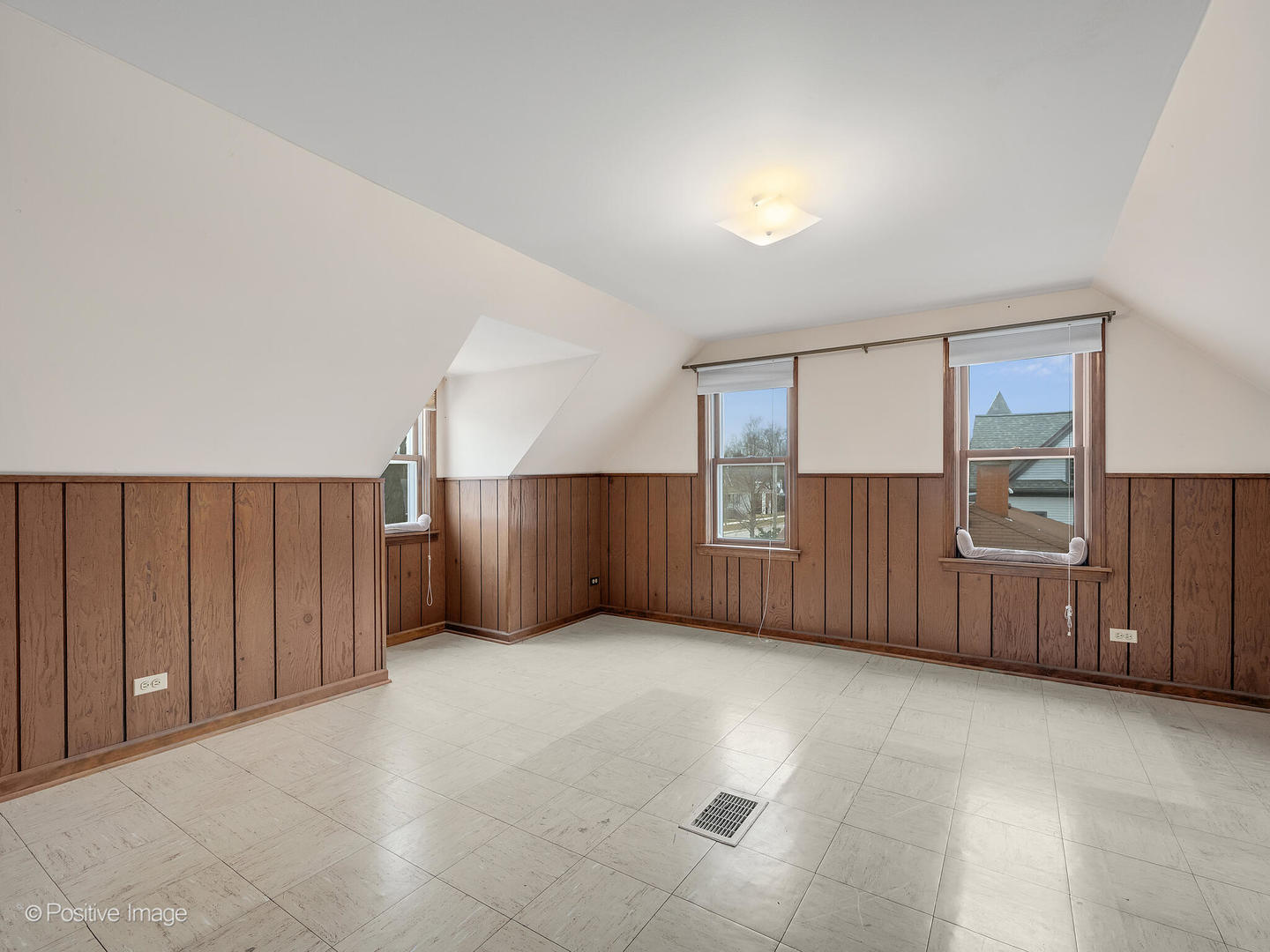 9516 Jackson Avenue Brookfield IL 60513