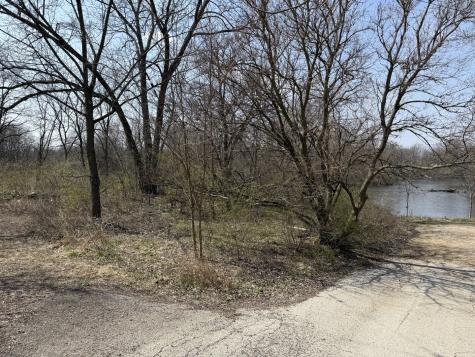 123 West Benton Street Oswego IL 60543