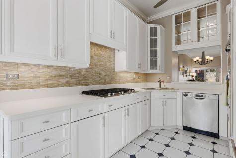 344 West Willow Street Chicago IL 60614