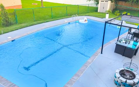 1585 West Oakmont Road Hoffman Estates IL 60169
