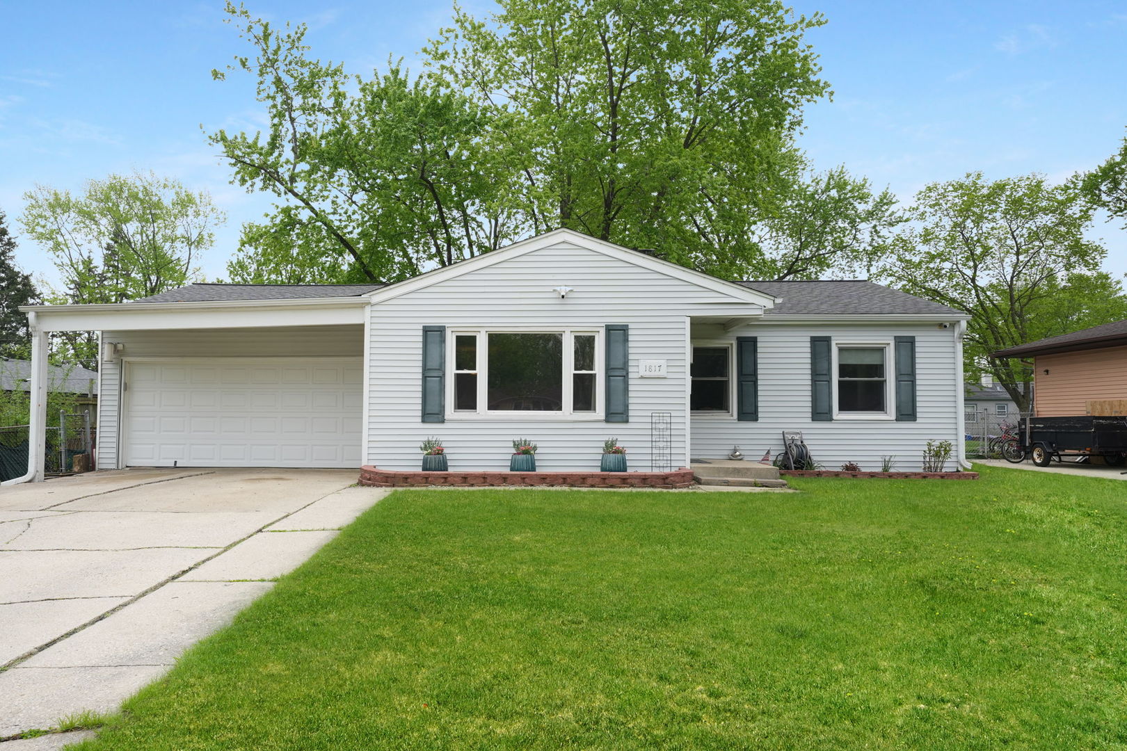 1817 Poplar Avenue Hanover Park IL 60133