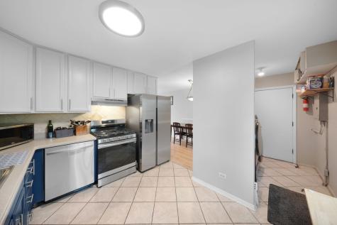 1817 Poplar Avenue Hanover Park IL 60133