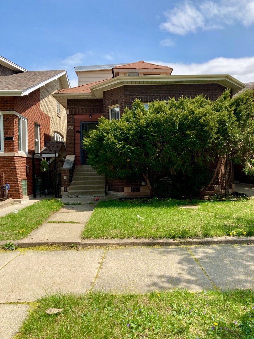 8115 South Rhodes Avenue Chicago IL 60619