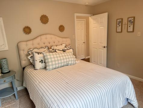 1106 Daybreak Drive Marion IL 62959