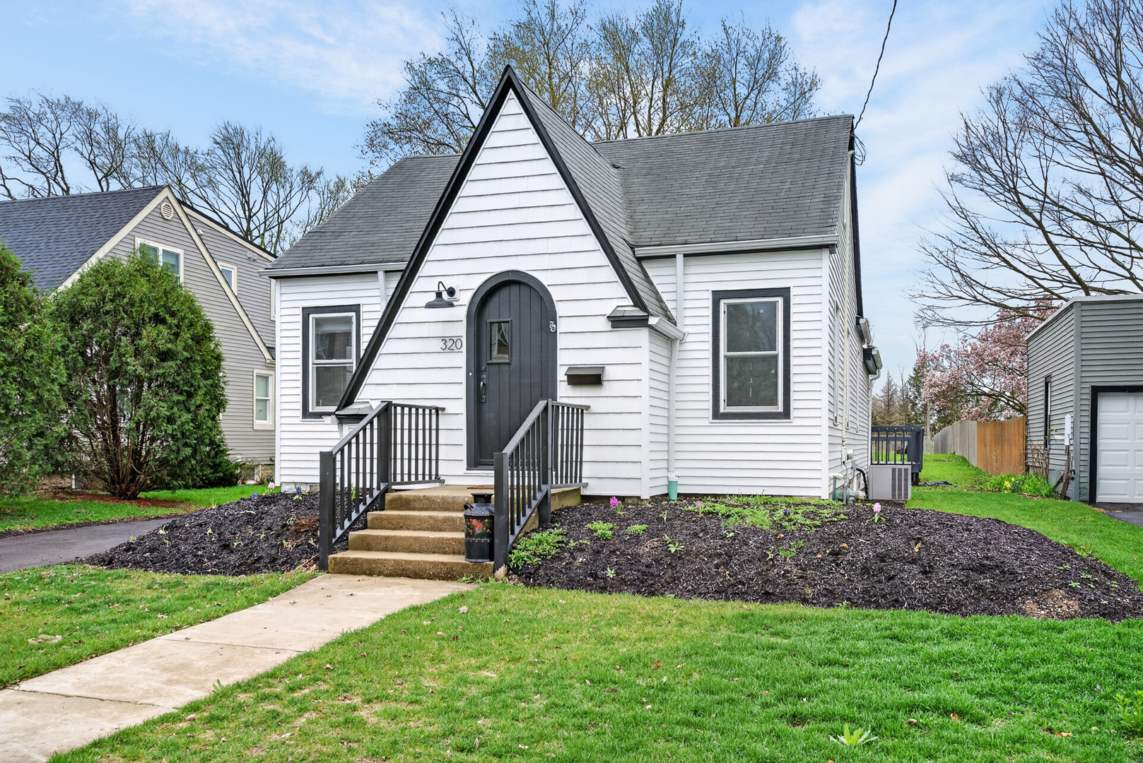 320 Chalmers Street Geneva IL 60134