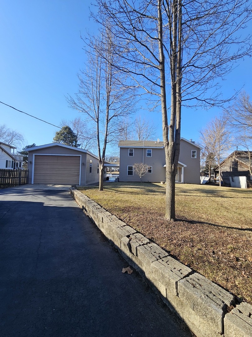 2120 Beach Drive Fox River Grove IL 60021