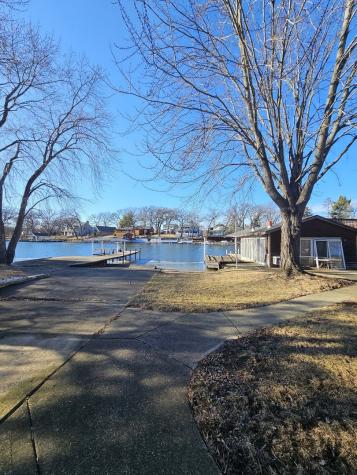 2120 Beach Drive Fox River Grove IL 60021