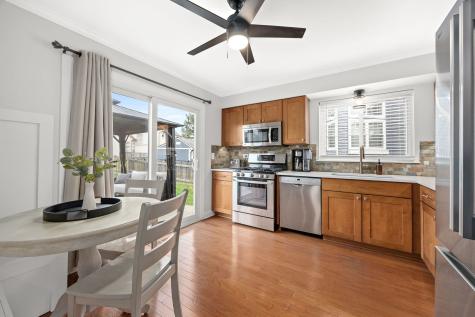 1398 Newcastle Court Bartlett IL 60103