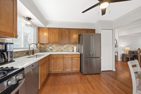 1398 Newcastle Court Bartlett IL 60103