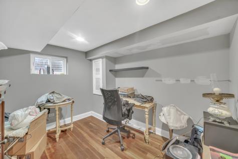 256 West Kathleen Drive Des Plaines IL 60016