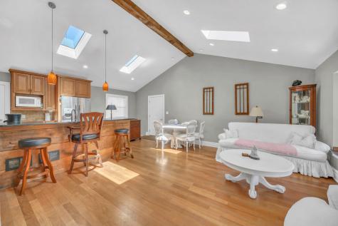 256 West Kathleen Drive Des Plaines IL 60016